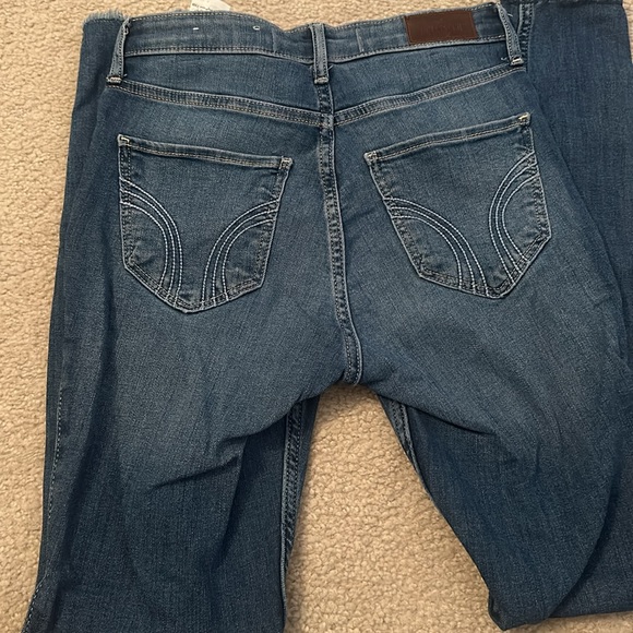 Jean - Picture 2 of 3